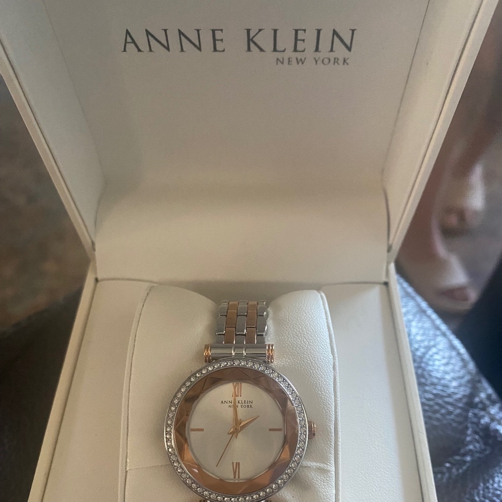 Anne Klein New York Crystal Watch NEW Two Tone Silver Rose Gold w/ Box Elegant - Picture 2 of 2